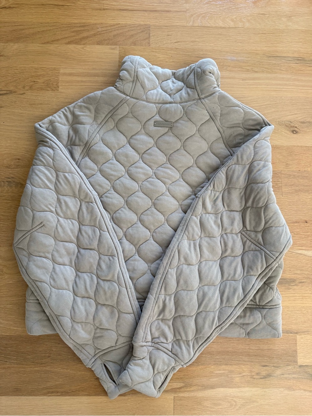 lululemon athletica Quilted Cowl Neck Pullover - Light Gray - Picture 3 of 3